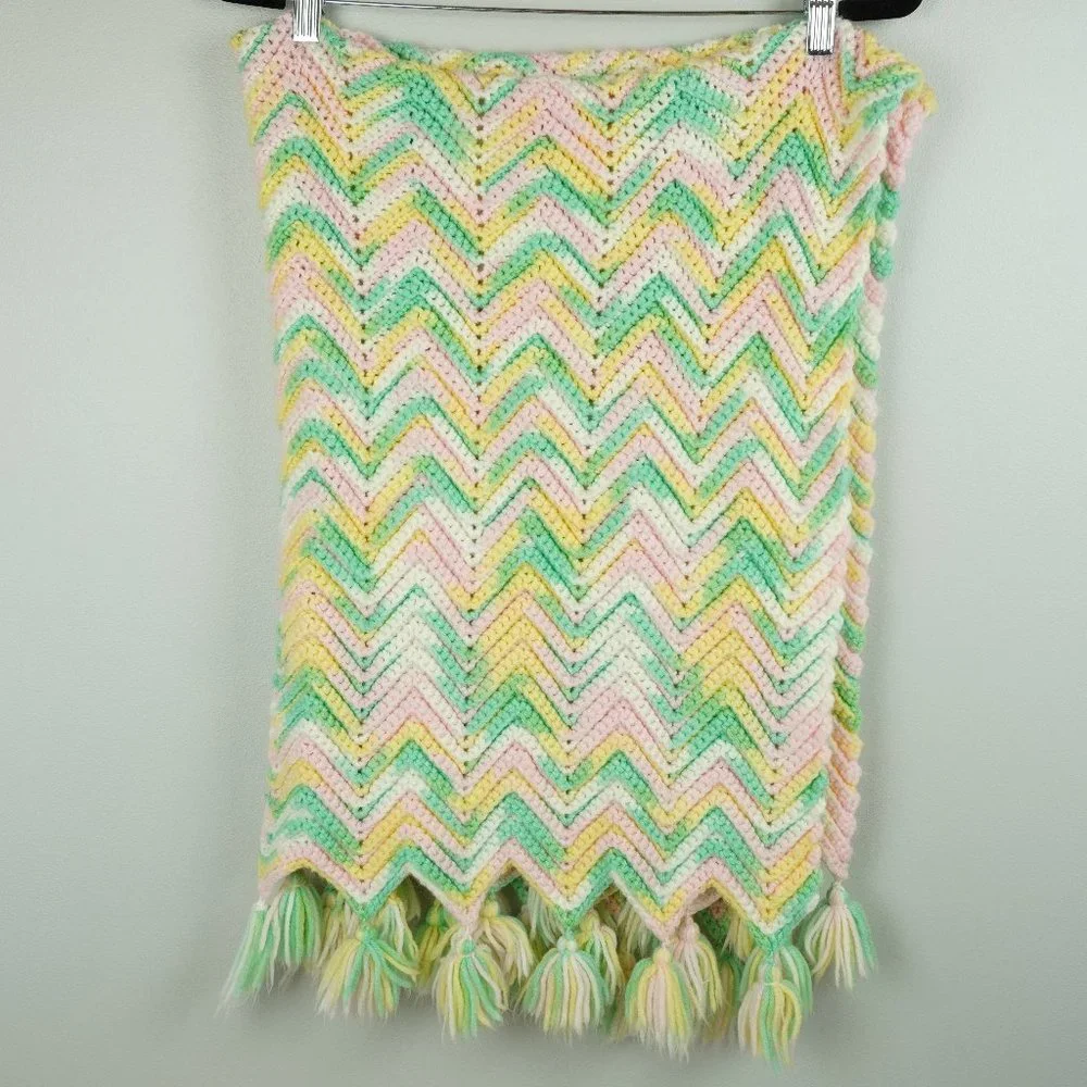 Handmade Crochet Blanket White Pink Green Yellow Baby‎ Blanket 32x46 Fringe Edge